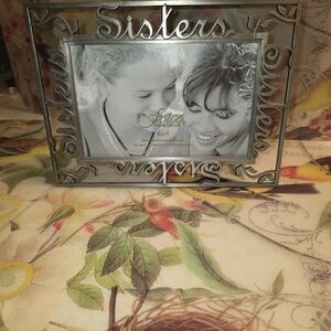 Fetco Silver Sisters Frame
